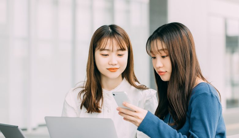 調べる